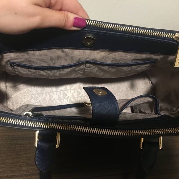 Navy Michael Kors Purse - Picture 4 of 4